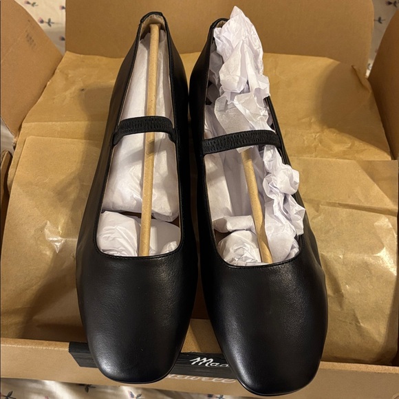 Madewell Leather Greta Ballet Flats - Picture 5 of 5